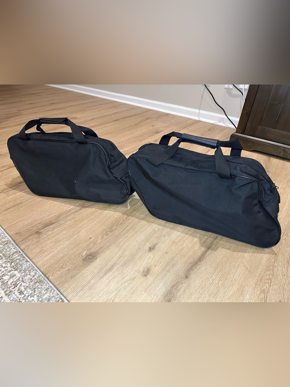 River Road Harley Road King Classic Leather Saddlebag Liner Bags